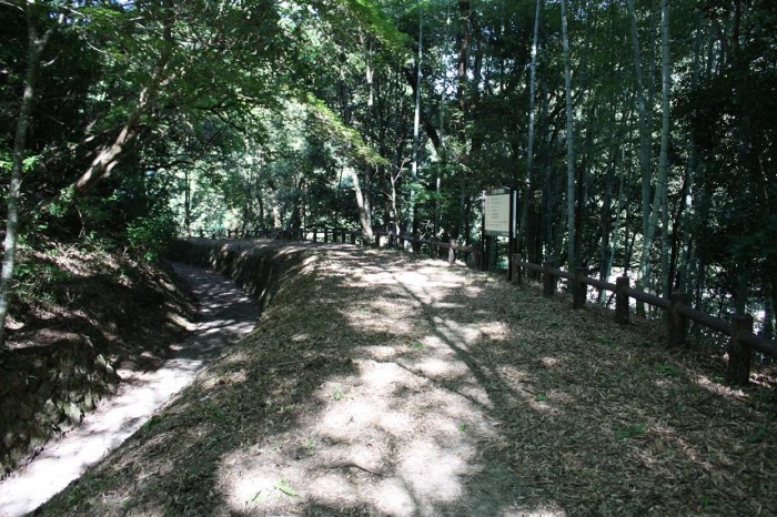 岩倉峡公園　散歩道（発電所跡）