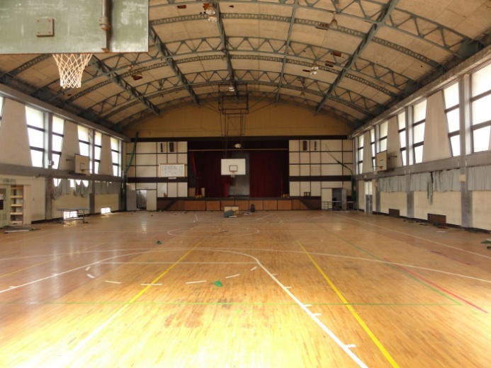 旧桃青中学校