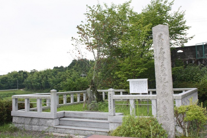 花垣（はながき）神社