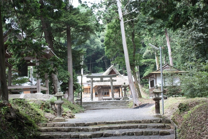 真木山（まきやま）神社