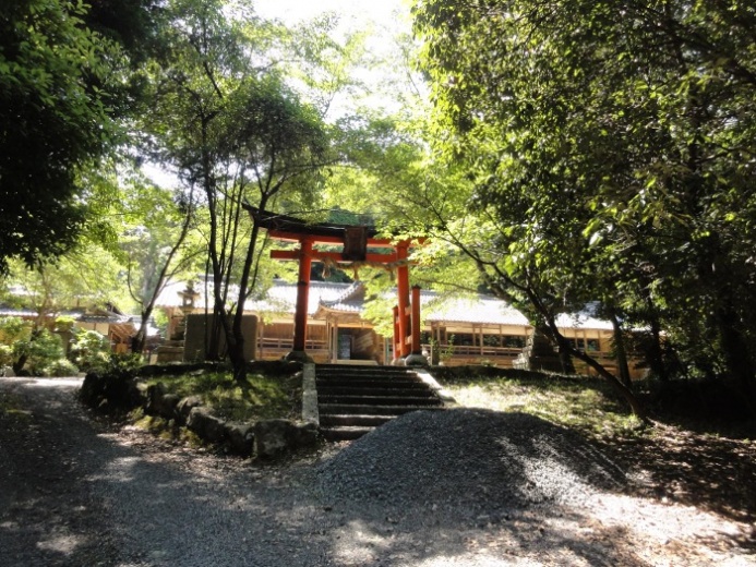 三田（みた）神社