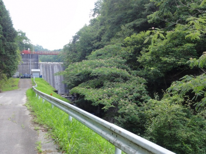 西米の川ダム
