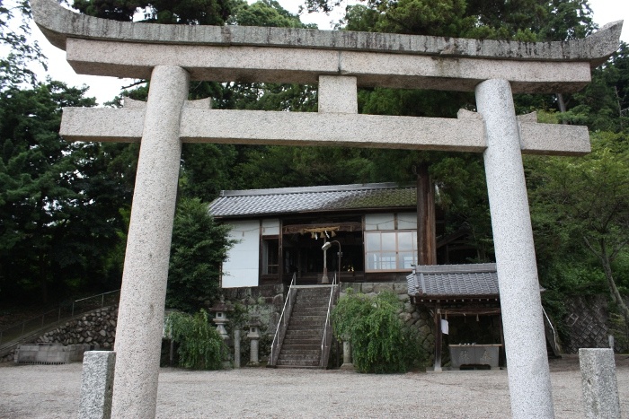 日置（ひおき）神社