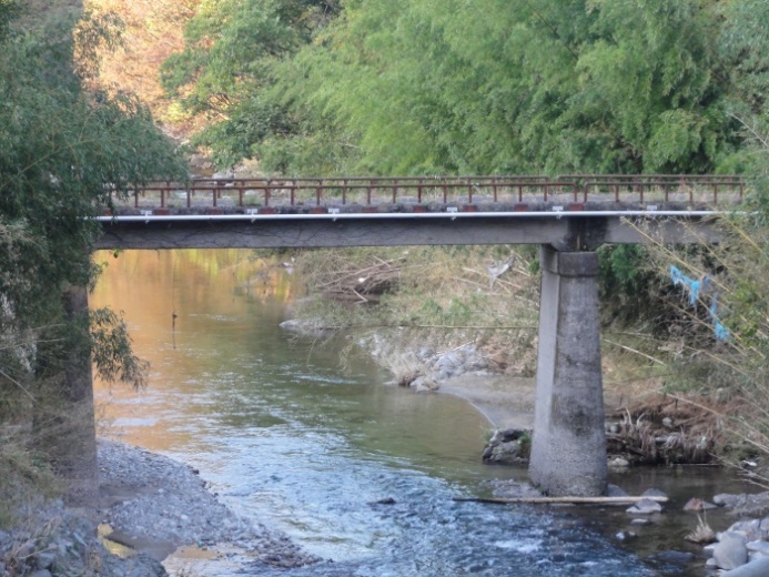 古い橋